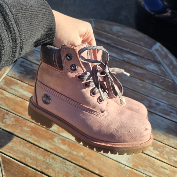 Plaid Timberland Pink boots size 1 girls - Picture 3 of 7